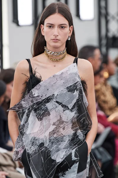 Look 127